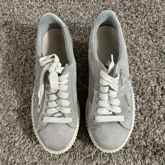 The Shoe Box Shoes - The Shoe Box Platform Tennis Shoes Size 6
